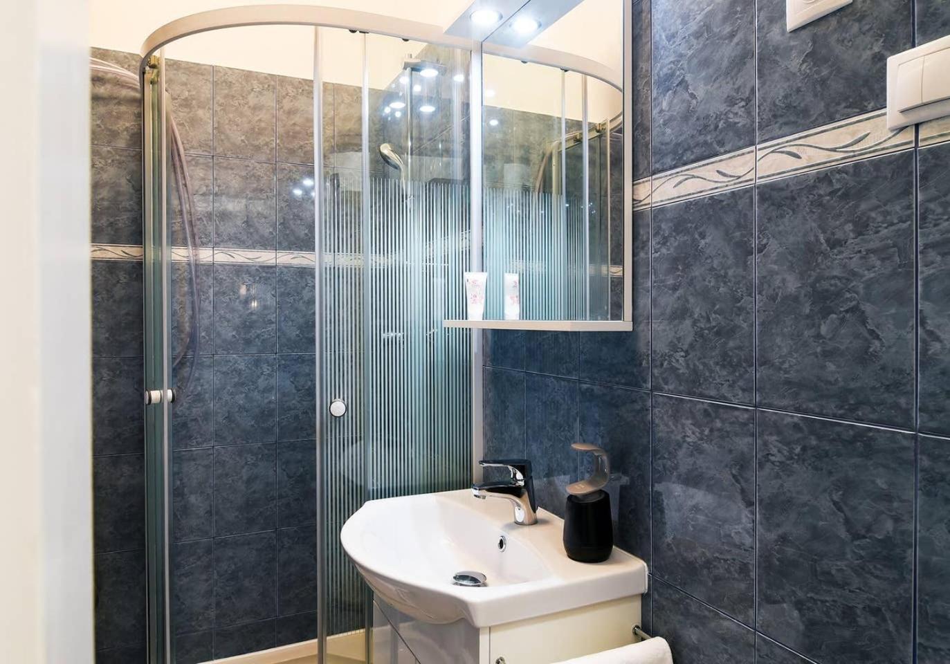 Very Central Apartment Close To Basilica 布达佩斯 外观 照片